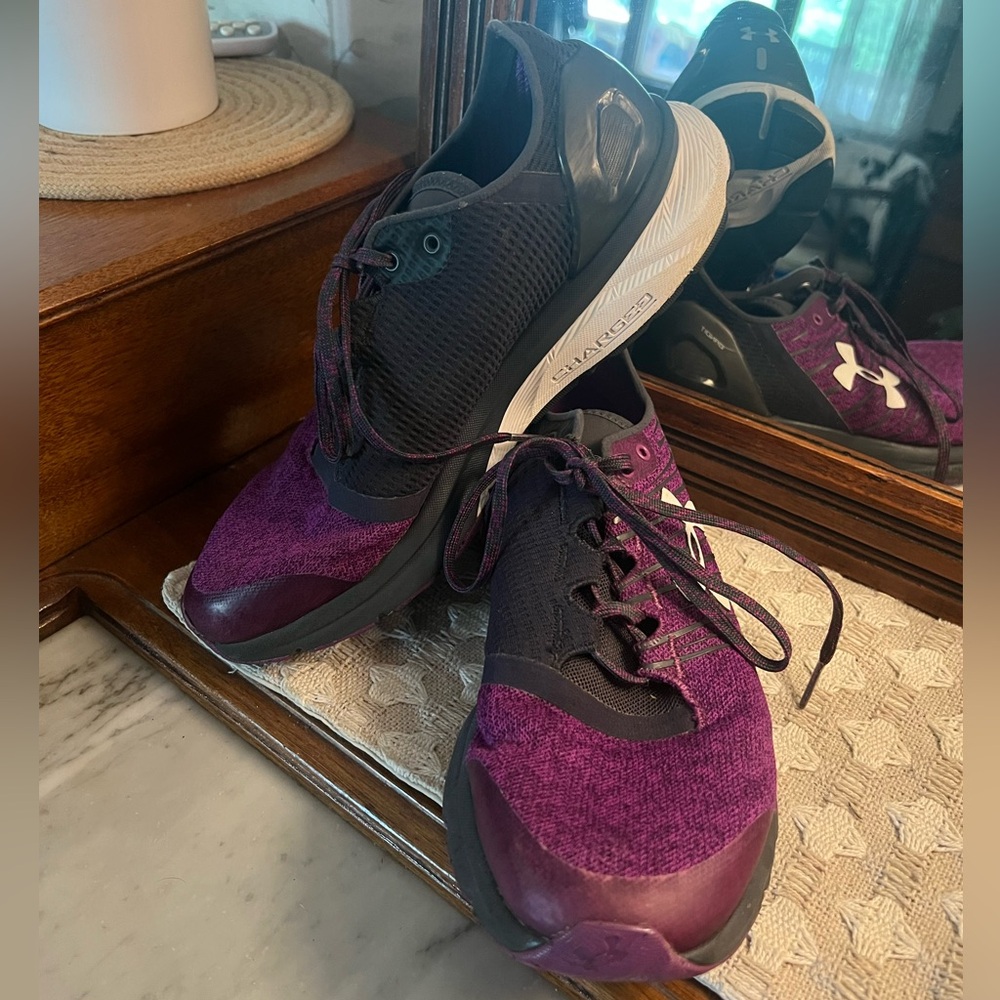 UNDER ARMOUR Classic Charged Bandit 2 Running Sneakers Black Purple Wms Sz 9.5
